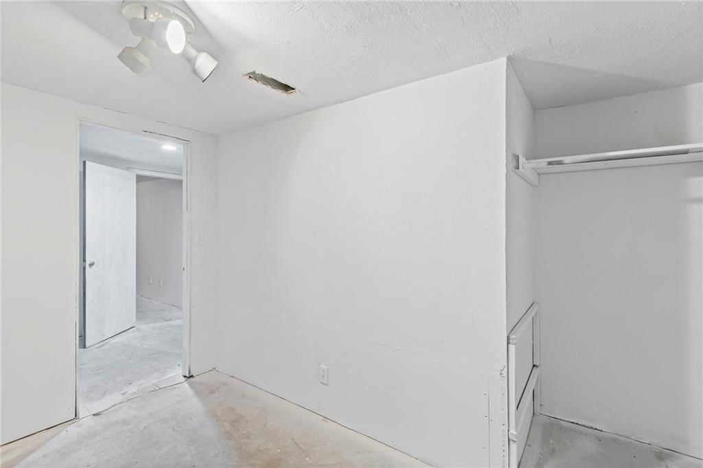 11013 E 53rd Terrace — photo 27