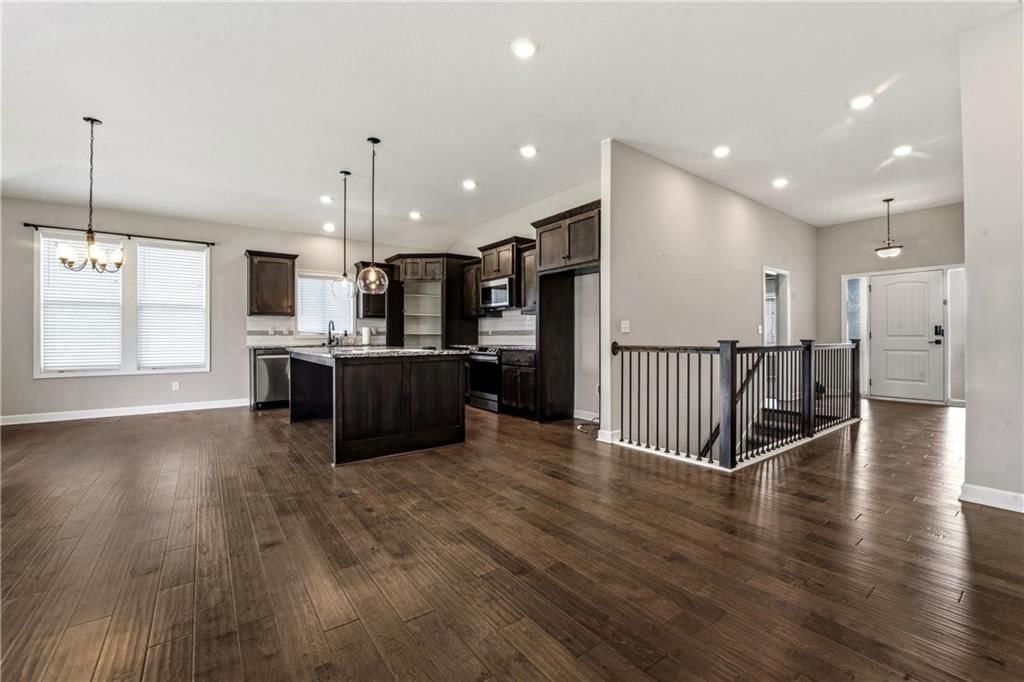 1829 NE Riley Drive — photo 3