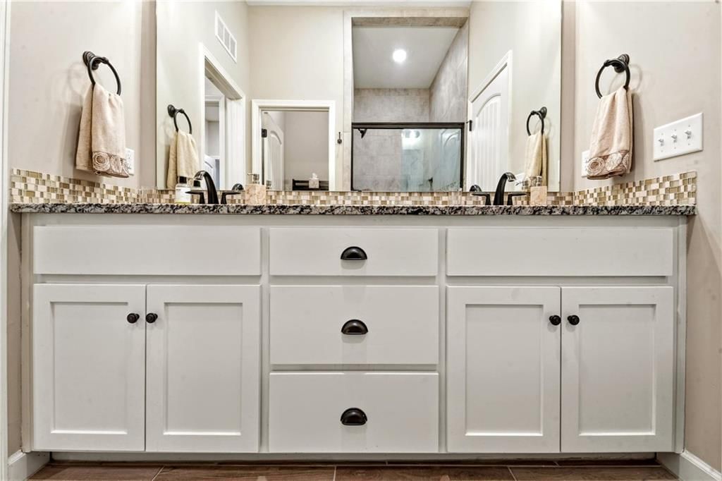 1829 NE Riley Drive — photo 17
