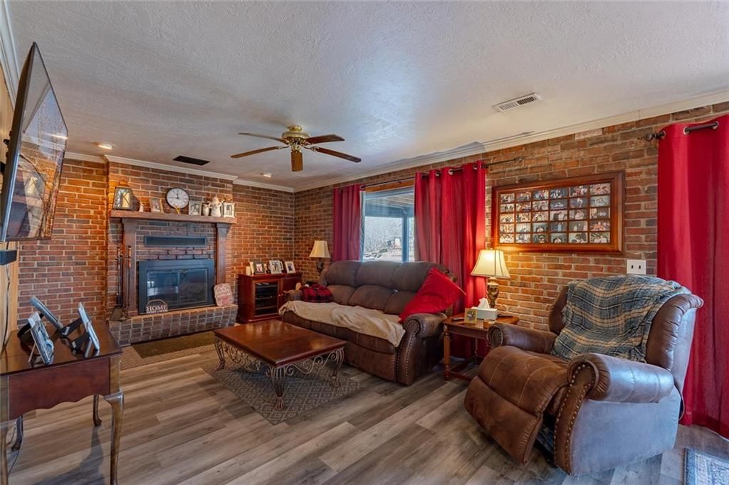 32445 Green Hills Road — photo 6