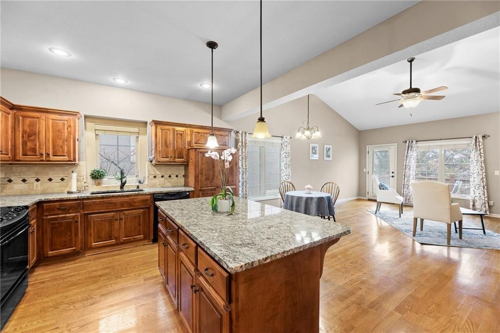 11538 S Deer Run Street — photo 12