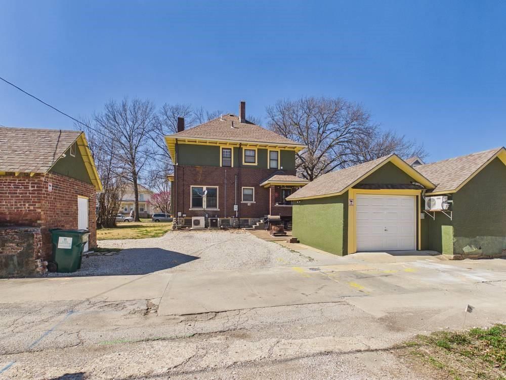 517 S Eddy Street — photo 8