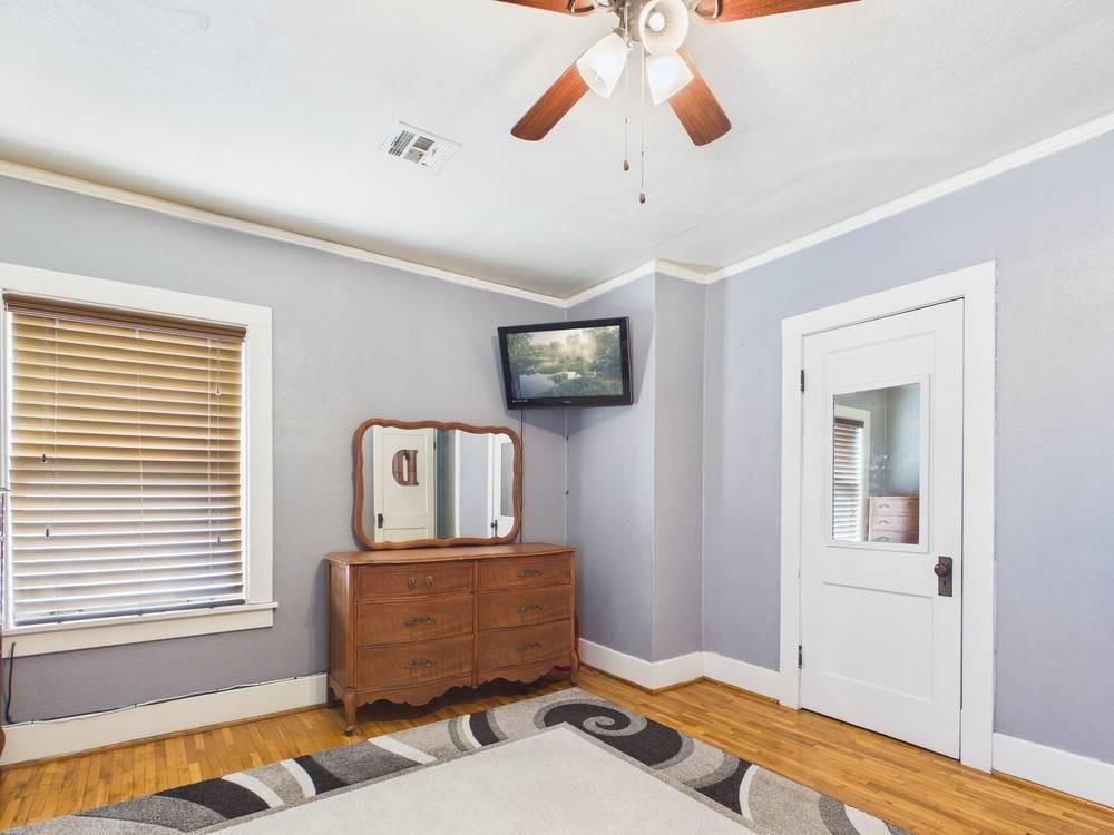 517 S Eddy Street — photo 45