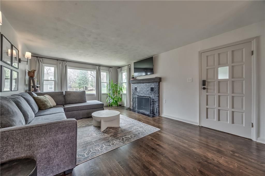 301 NW 82nd Street — photo 3
