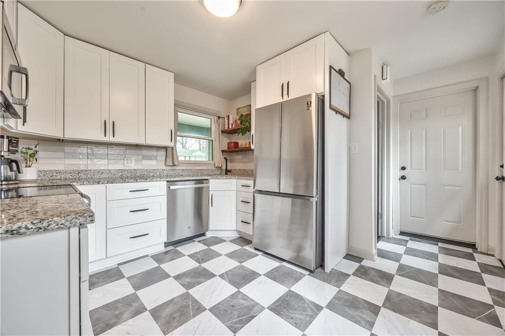 301 NW 82nd Street — photo 6
