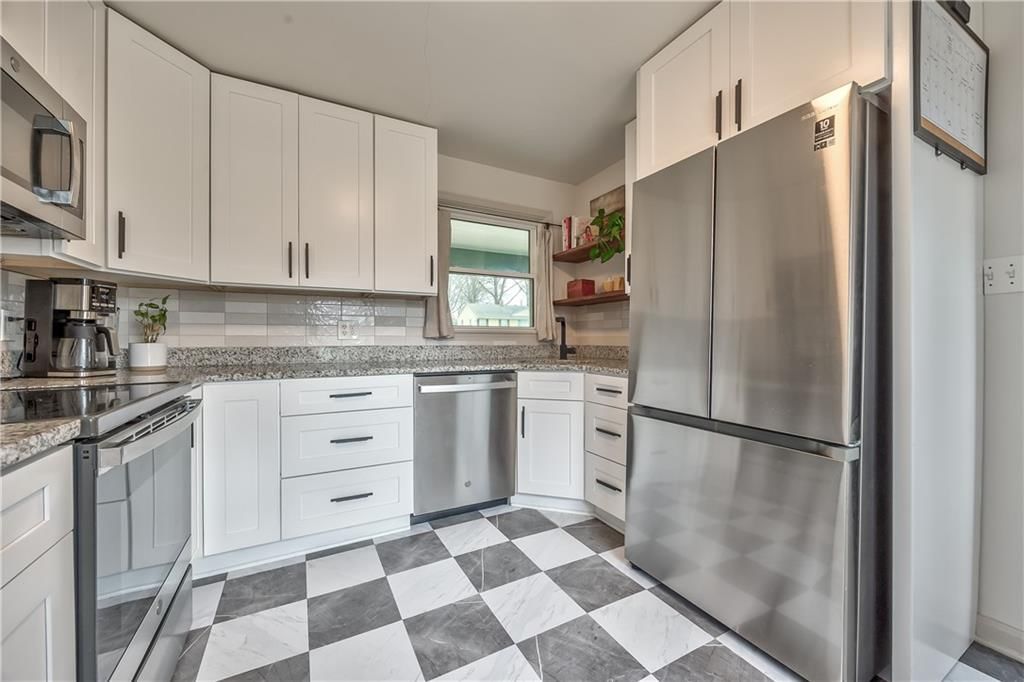 301 NW 82nd Street — photo 8