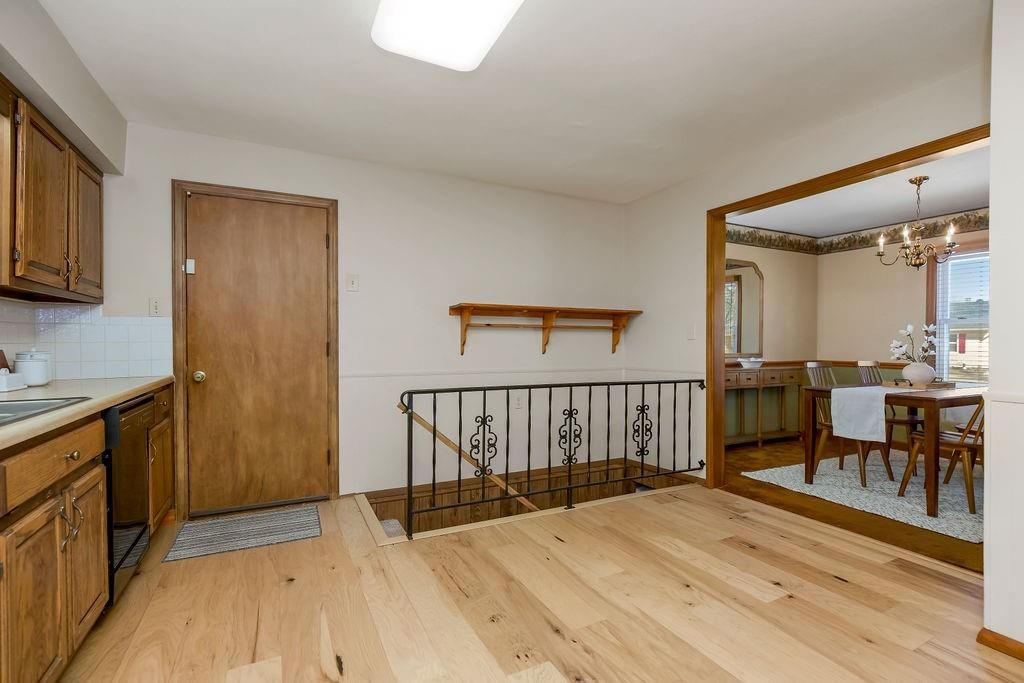 6500 N Harrison Street — photo 8