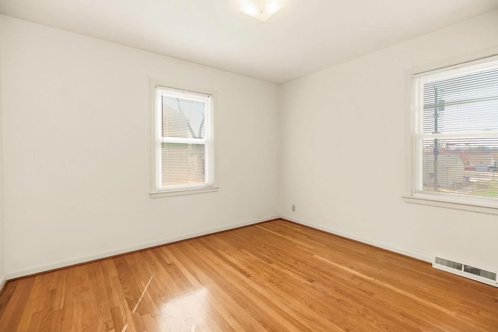 6500 N Harrison Street — photo 11