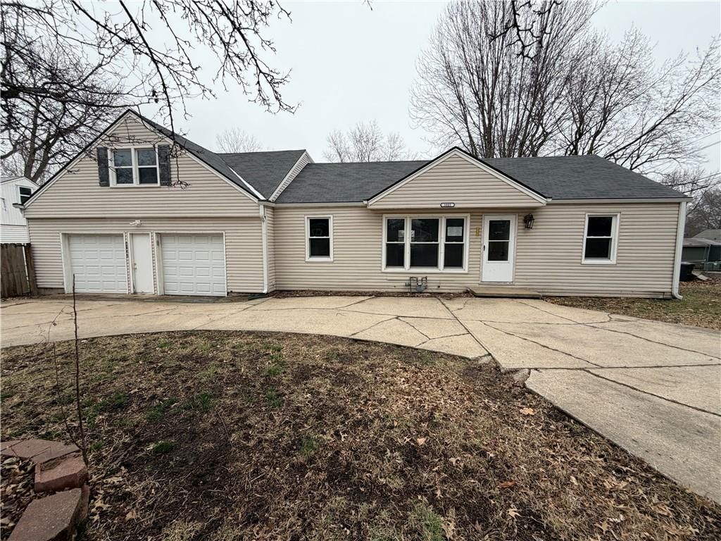5805 Ridgeway Avenue — photo 1