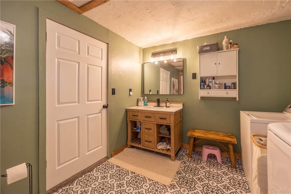 401 S 8th Street — photo 12