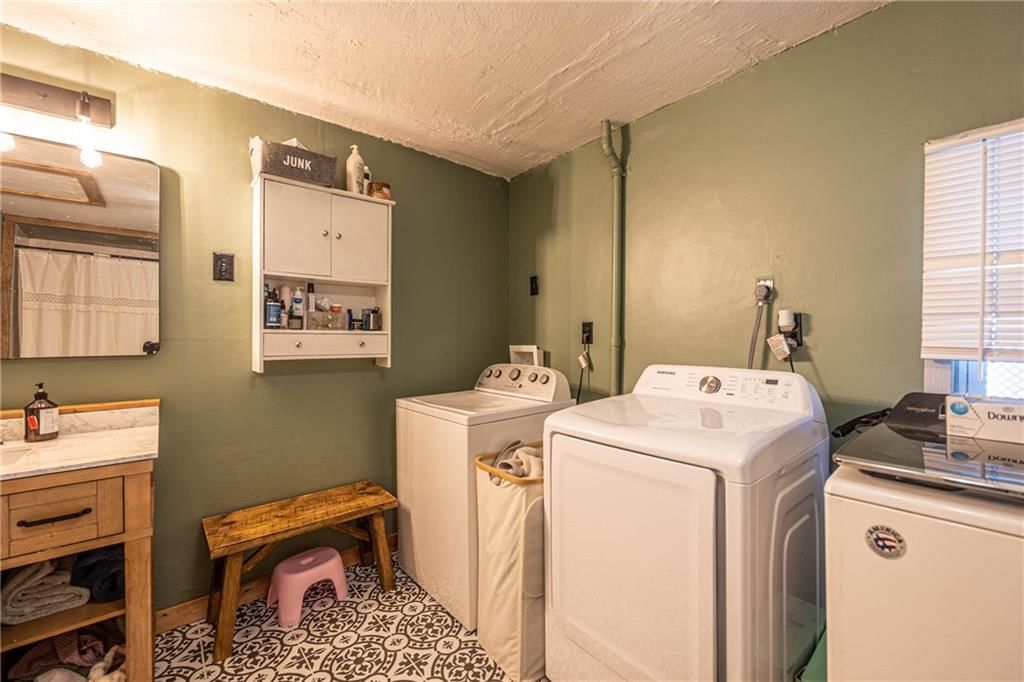 401 S 8th Street — photo 13