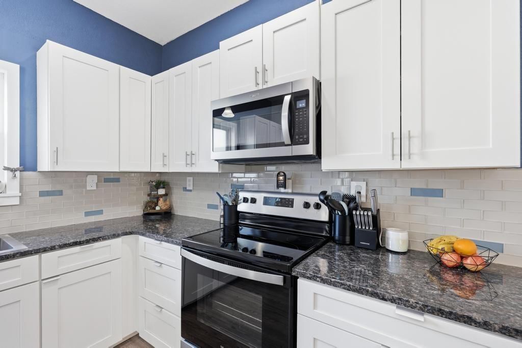 220 S Broadway Street — photo 10