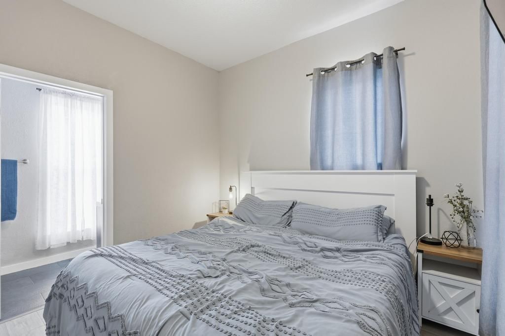 220 S Broadway Street — photo 16