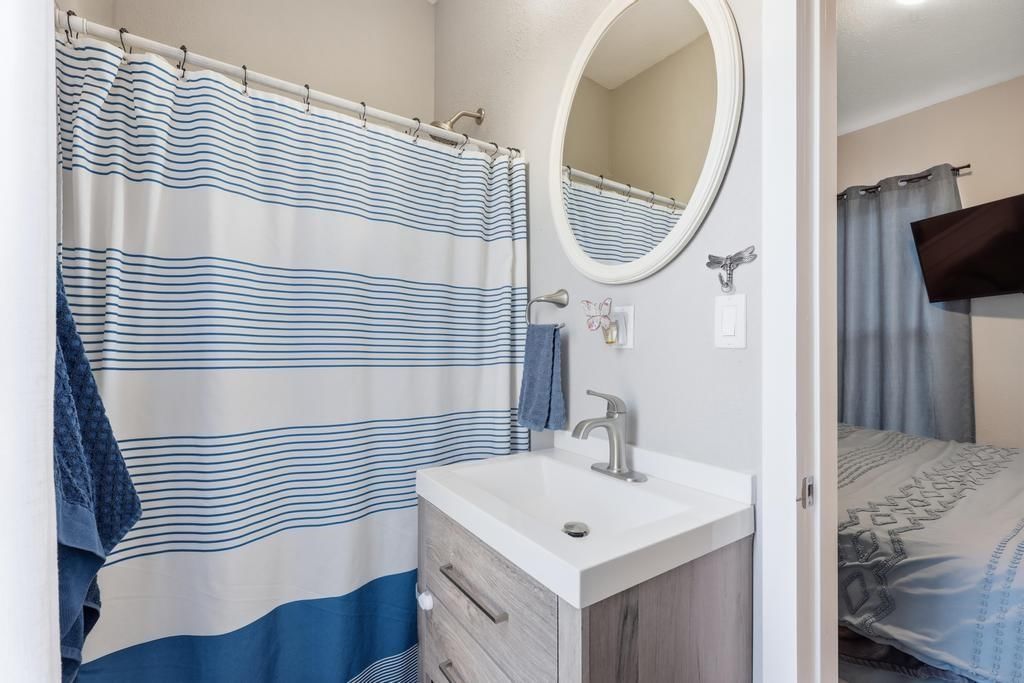 220 S Broadway Street — photo 18