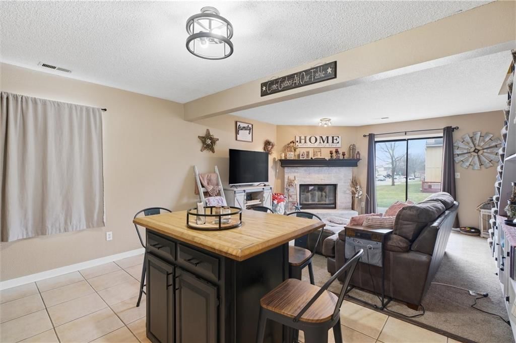 512 NE Brookwood Circle — photo 6