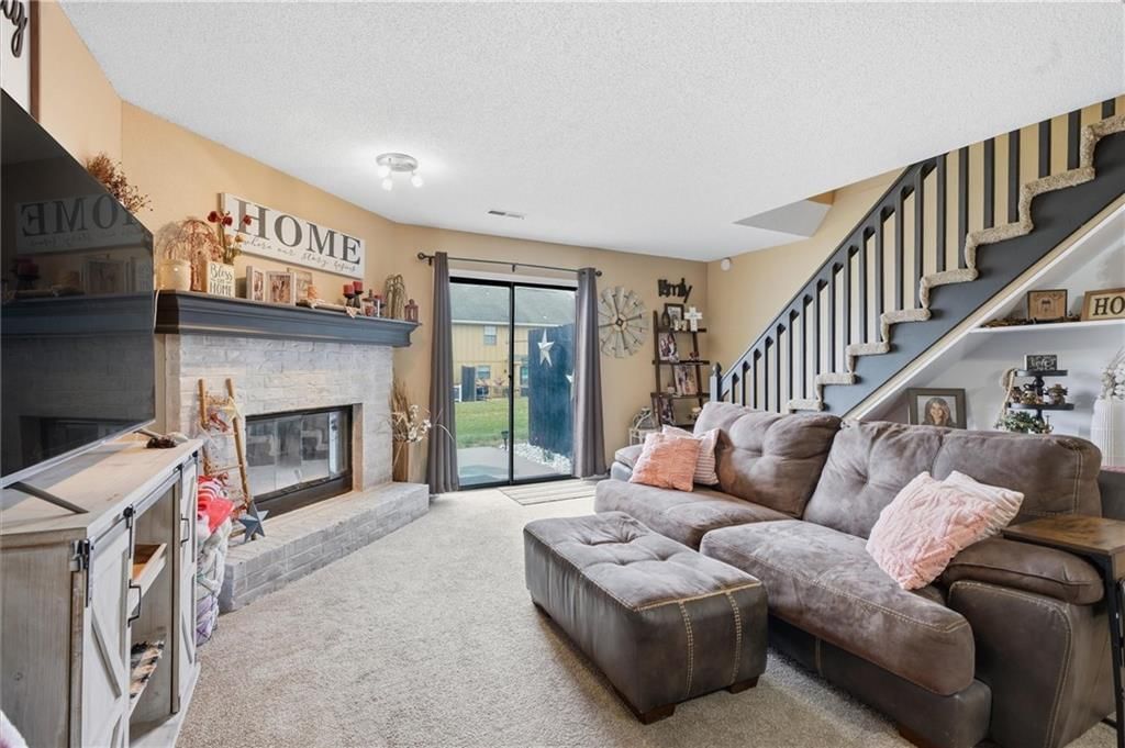 512 NE Brookwood Circle — photo 11