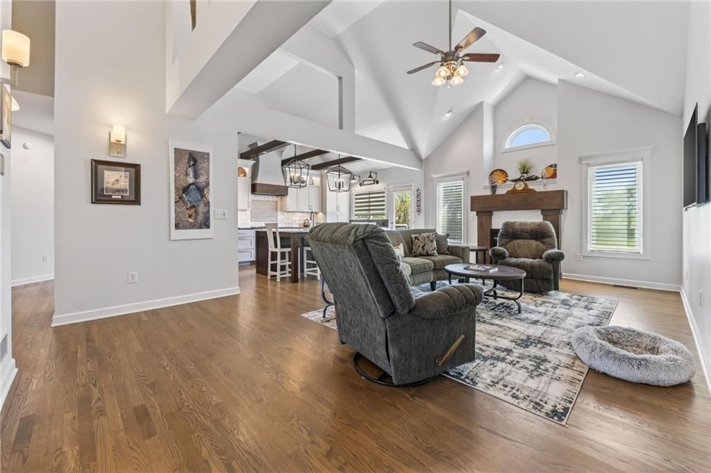 19255 Lane Tree Drive — photo 11