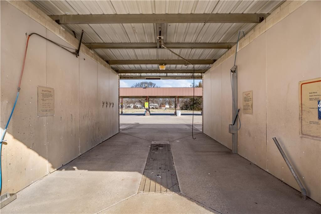 1720 W Main Street — photo 11