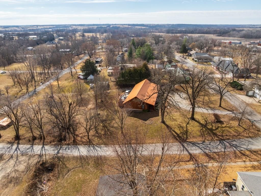 220 N Elm Street — photo 6