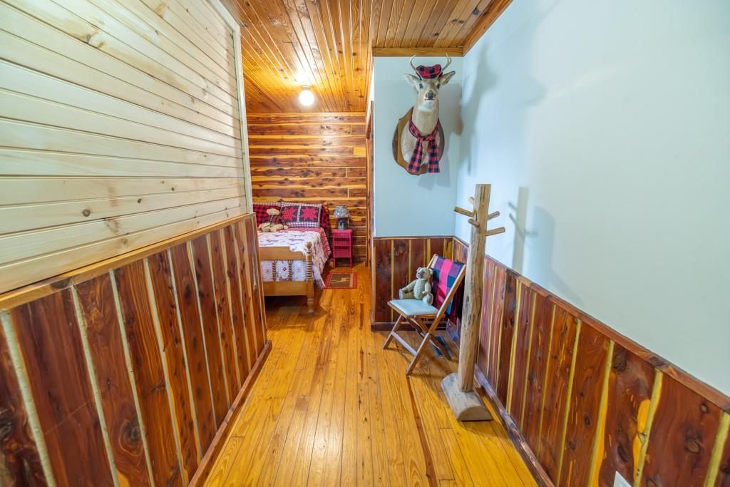 220 N Elm Street — photo 28