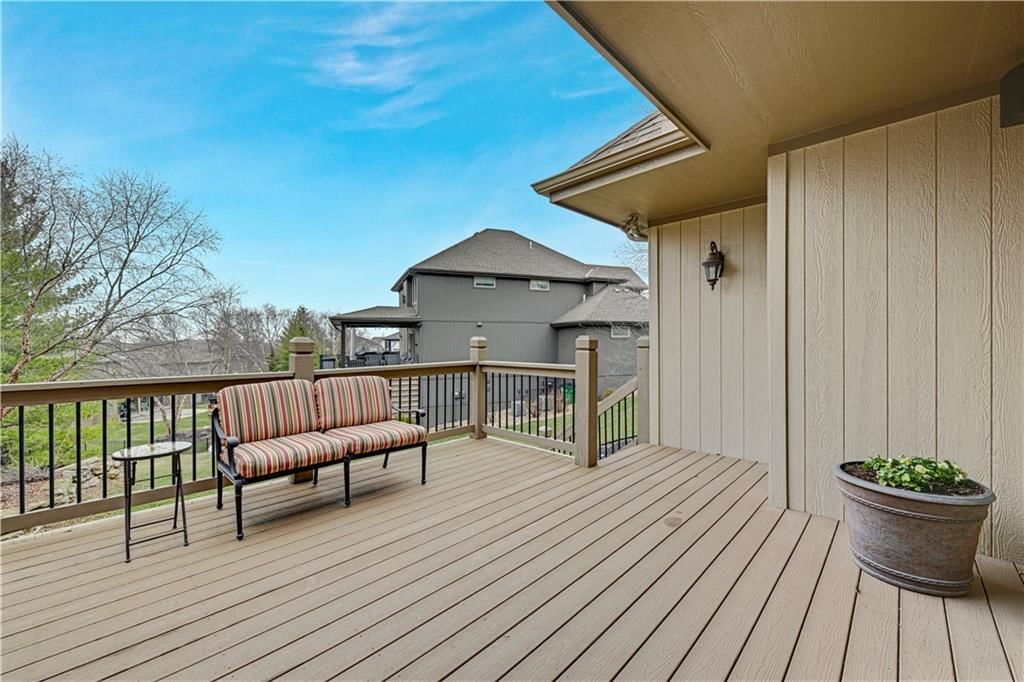 1700 NE Woodland Shores Lane — photo 17