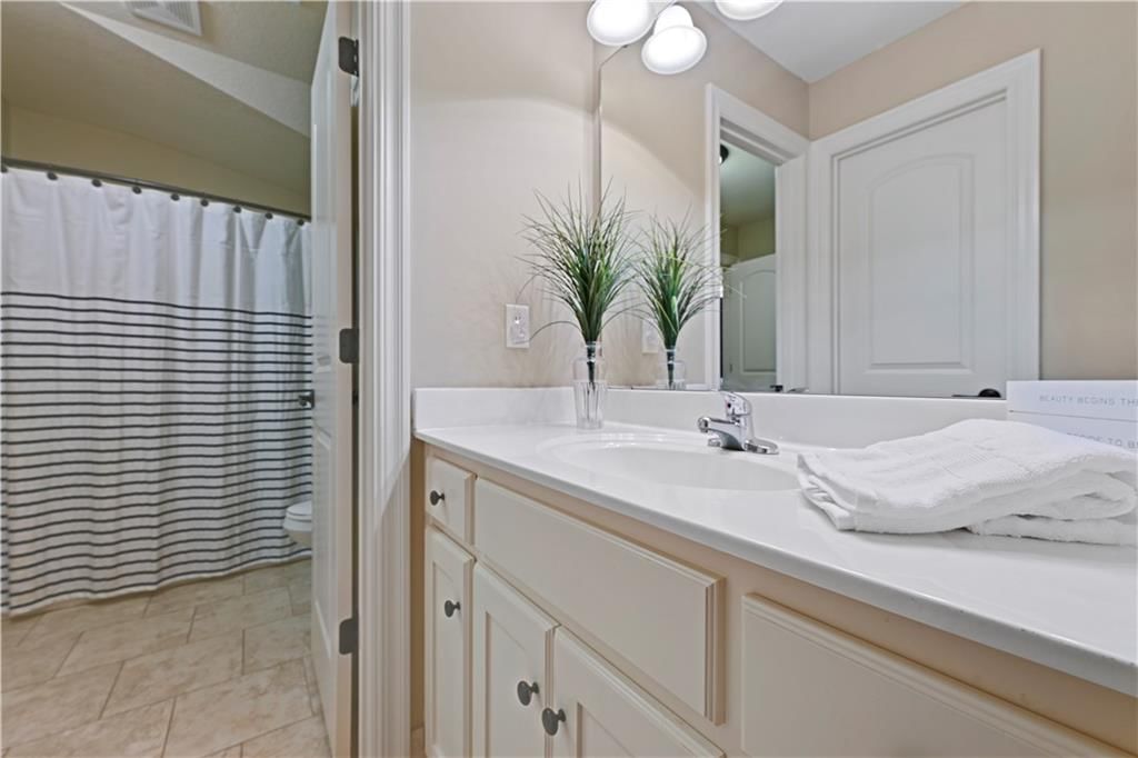 1700 NE Woodland Shores Lane — photo 30