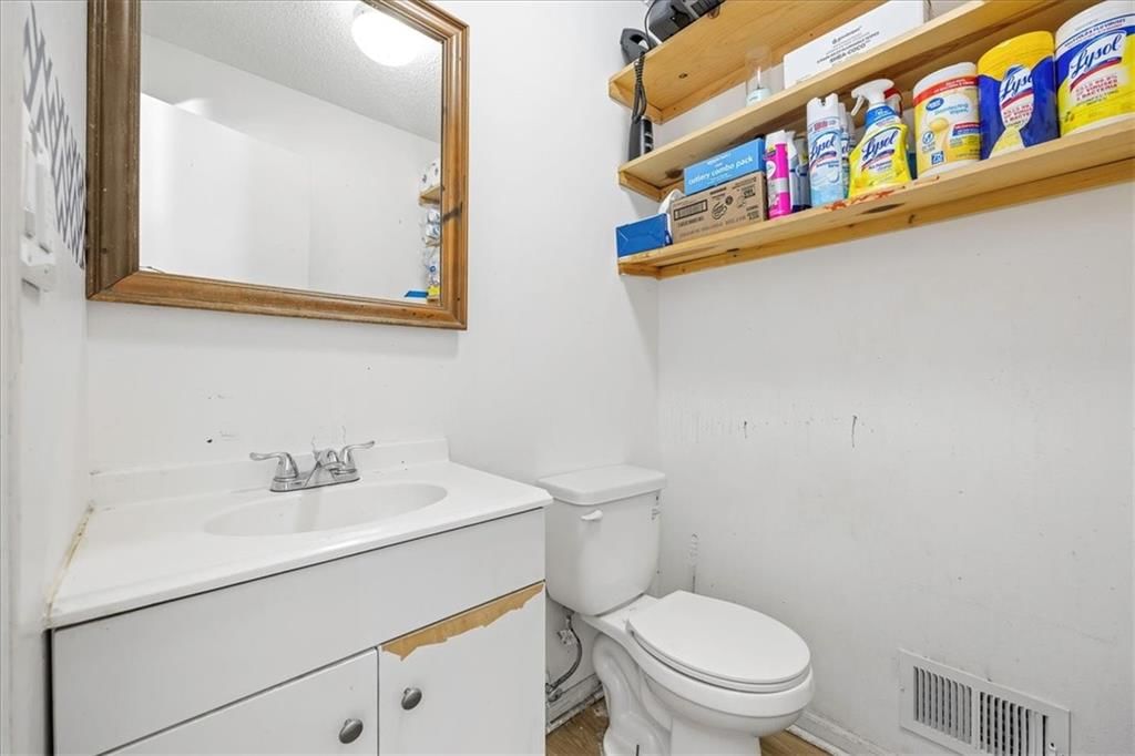 225 N 7th Street — photo 17