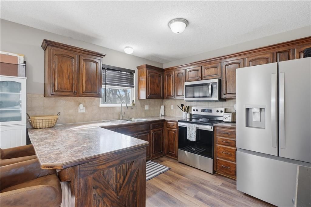 1701 NW HELEN Court — photo 6