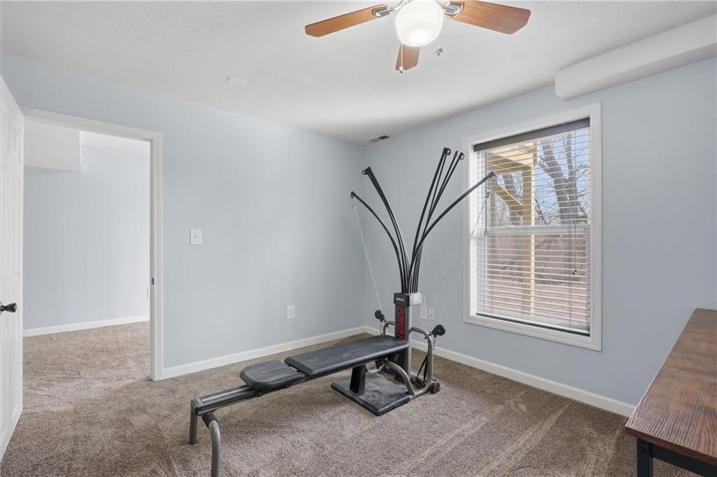1701 NW HELEN Court — photo 26