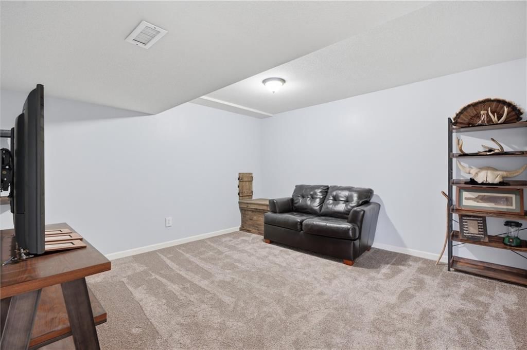 1701 NW HELEN Court — photo 28