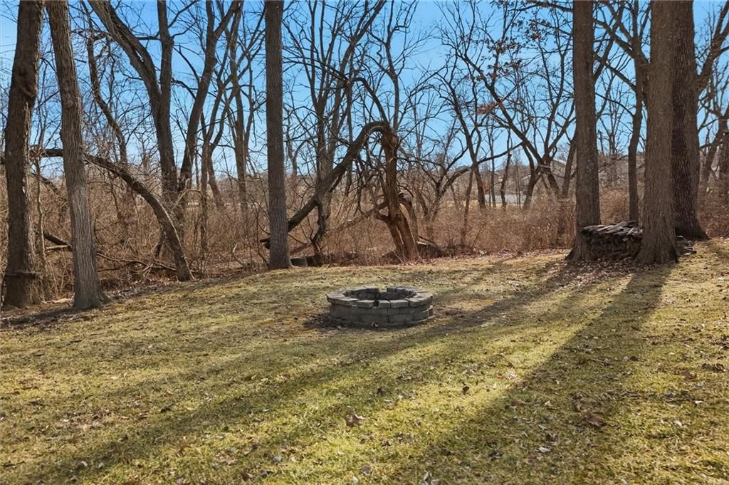1701 NW HELEN Court — photo 30