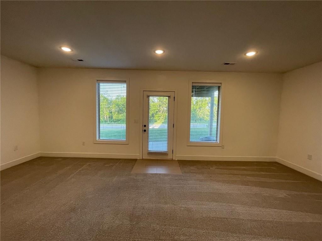 7389 Griffey Street — photo 33