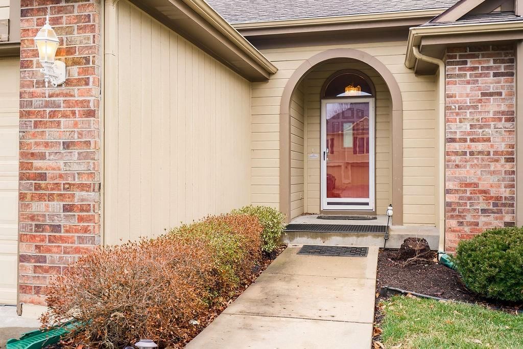11308 N Holly Street — photo 2