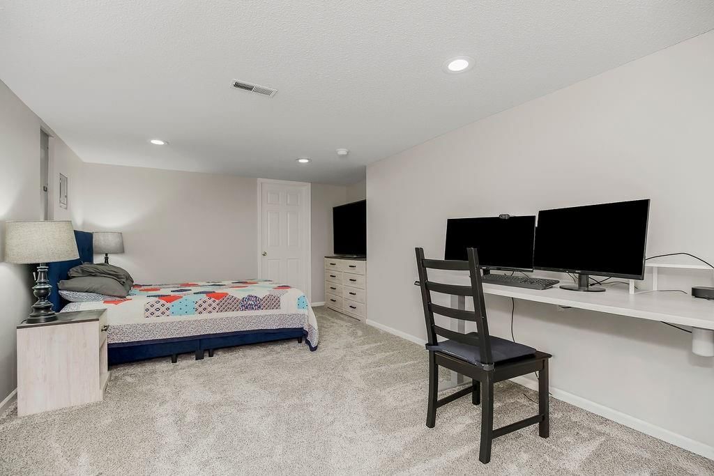 11308 N Holly Street — photo 28