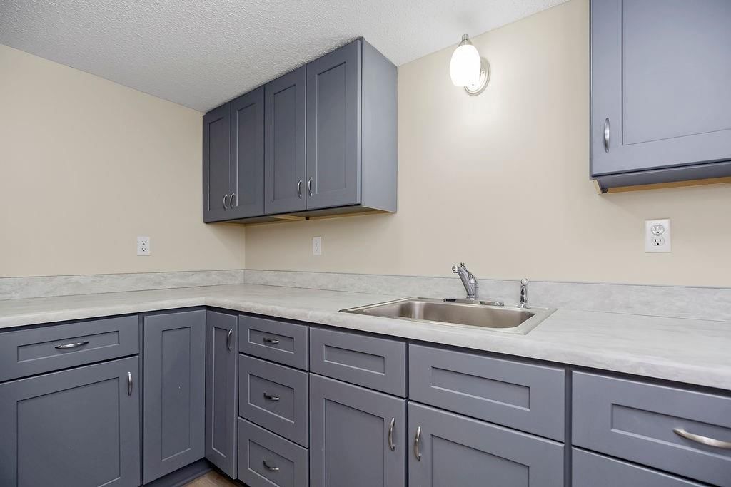 11308 N Holly Street — photo 31