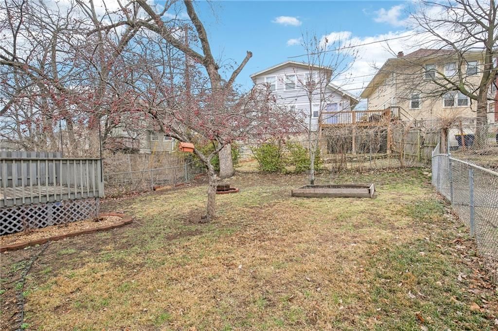 5001 Troostwood Road — photo 30