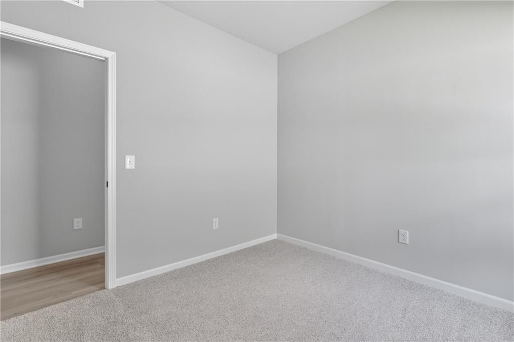20208 W 194th Terrace — photo 9