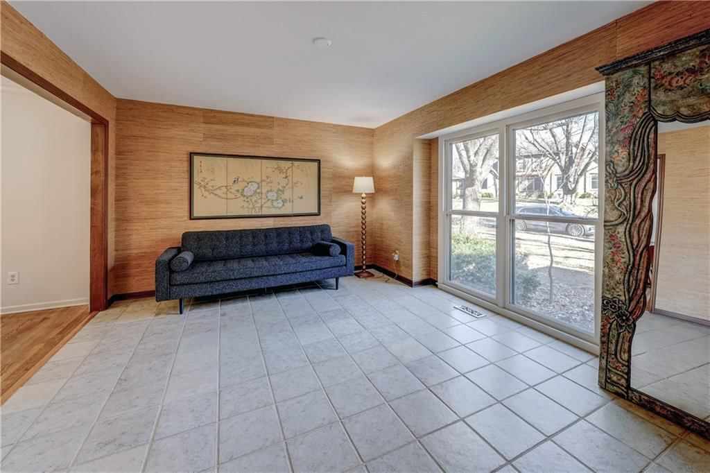 12825 W 117th Street — photo 3