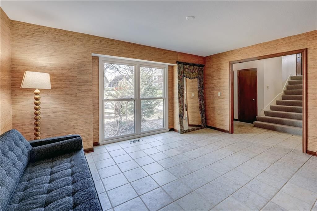 12825 W 117th Street — photo 4