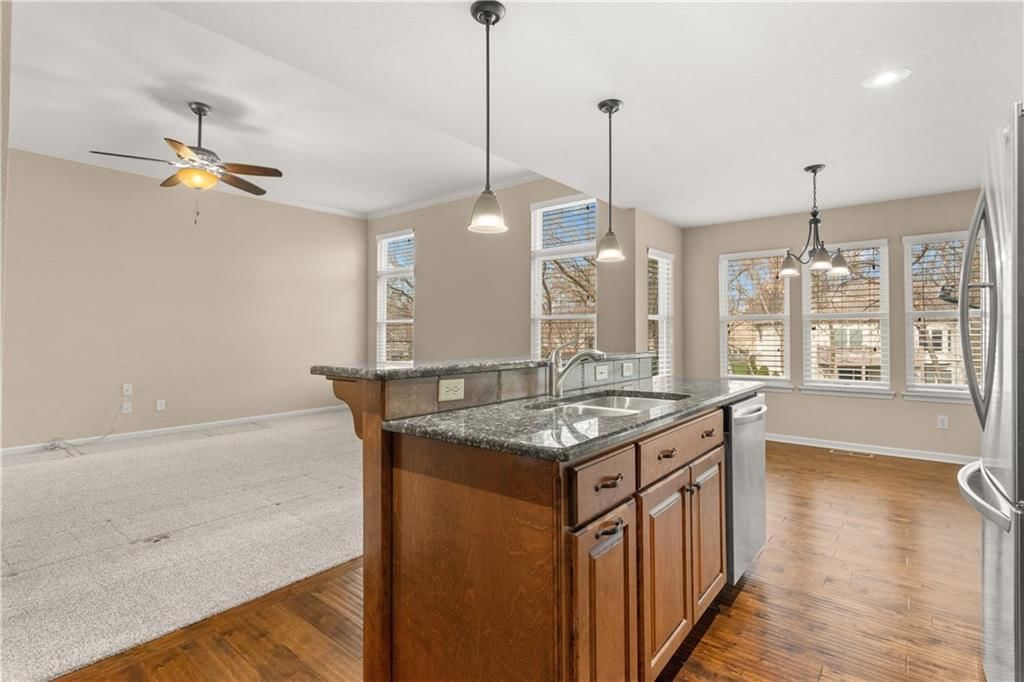 2724 S Woodbury Drive — photo 9