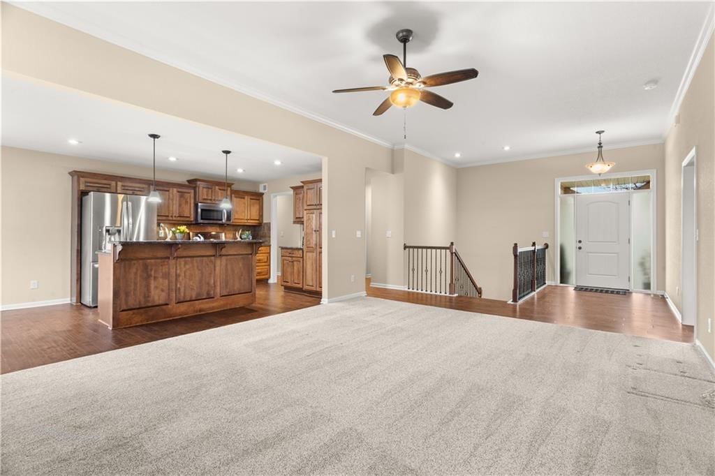 2724 S Woodbury Drive — photo 19