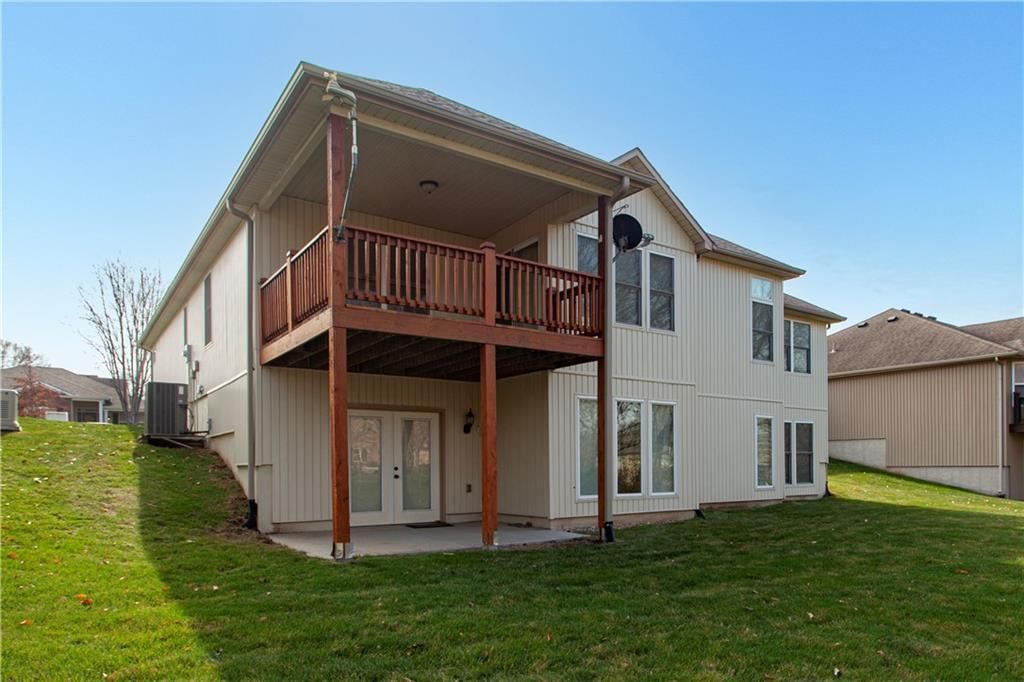 2724 S Woodbury Drive — photo 32