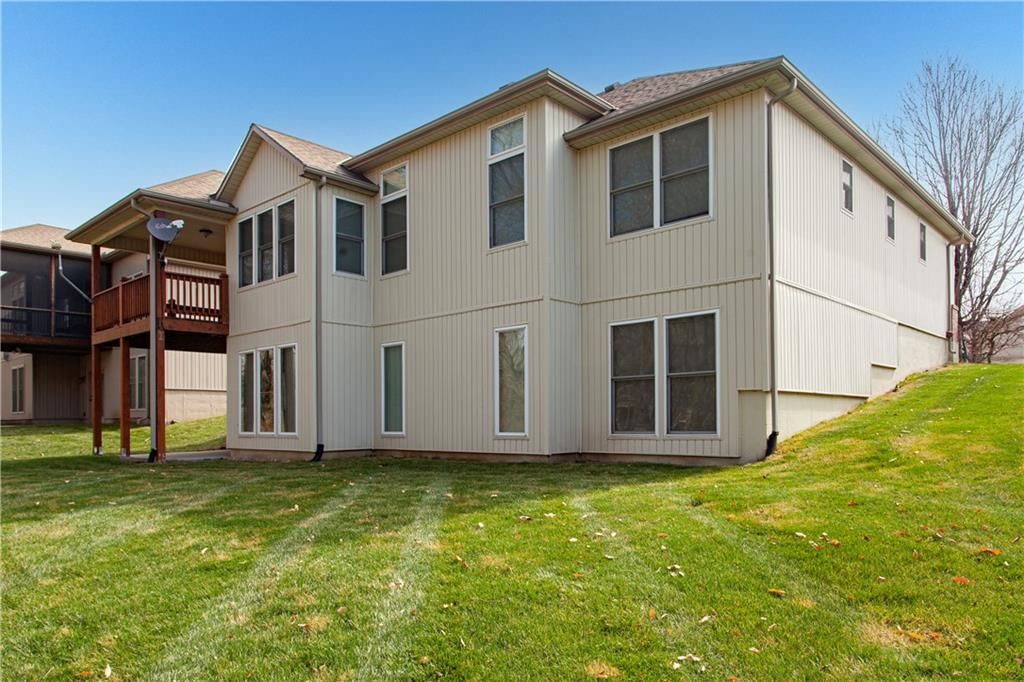 2724 S Woodbury Drive — photo 33