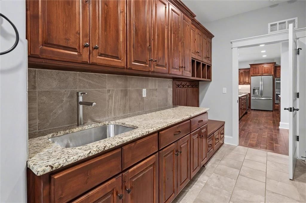 237 Landon Court — photo 31