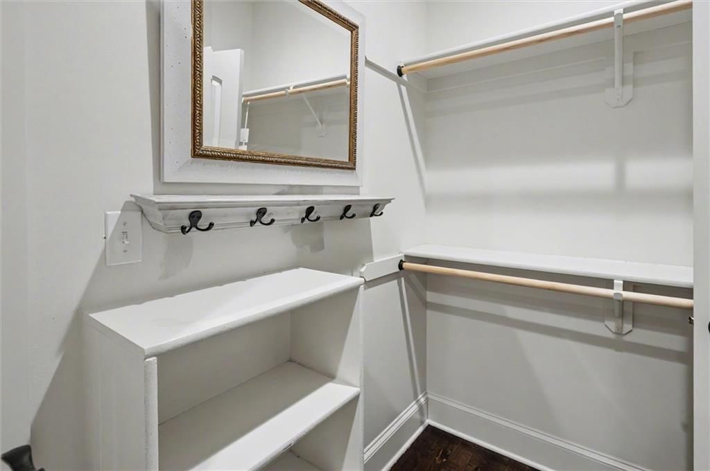 237 Landon Court — photo 33