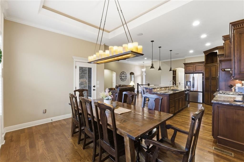 3112 N 127th Terrace — photo 8