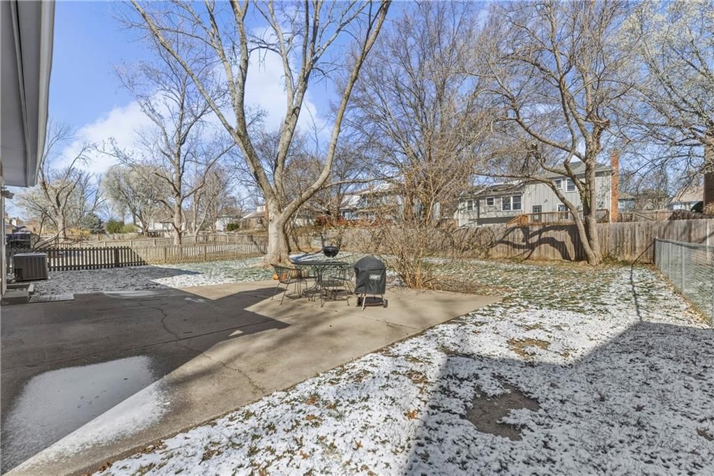 11602 W 99th Place — photo 35