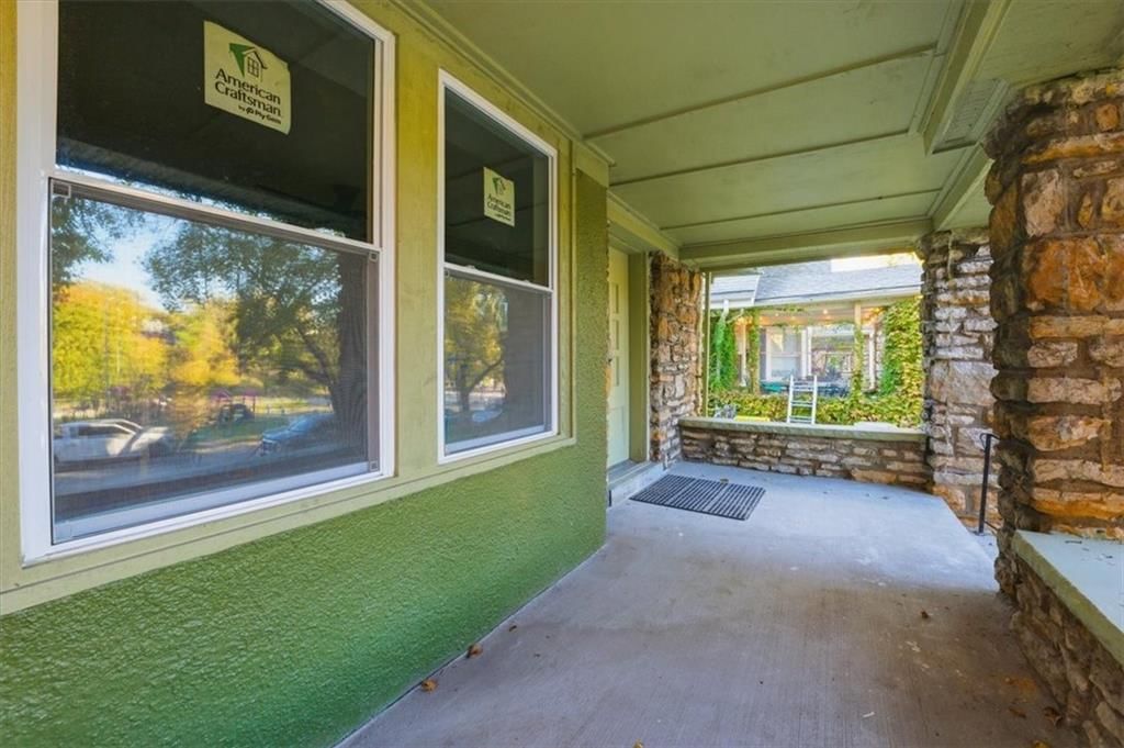 4107 Kenwood Avenue — photo 3