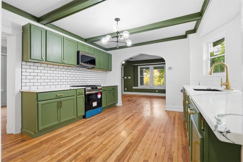 4107 Kenwood Avenue — photo 10