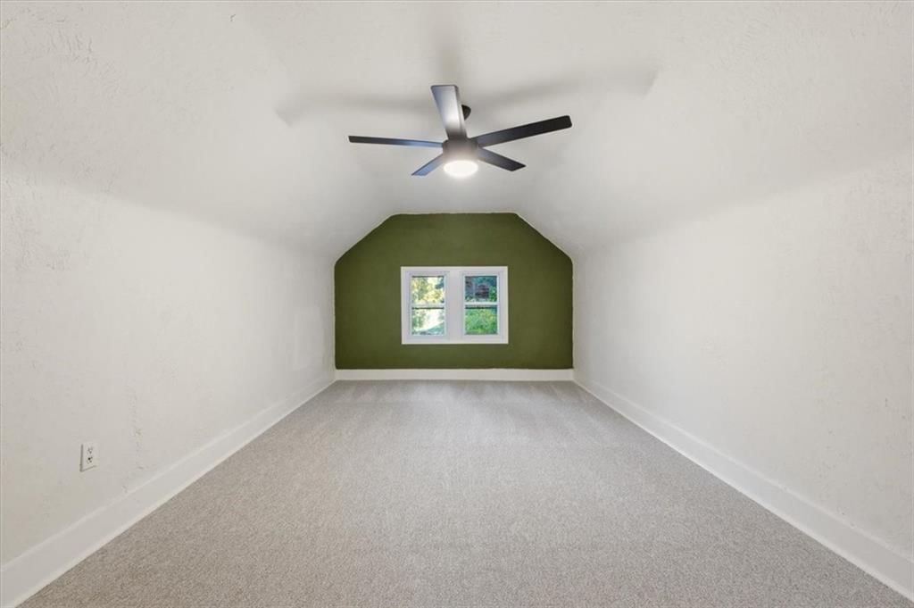 4107 Kenwood Avenue — photo 22